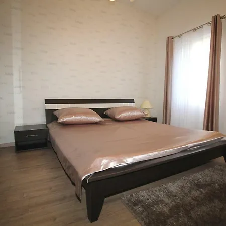 Апартаменты J&i Сплит