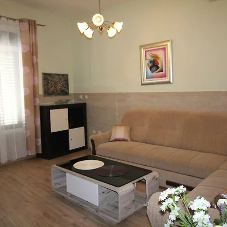 Апартаменты J&i Сплит