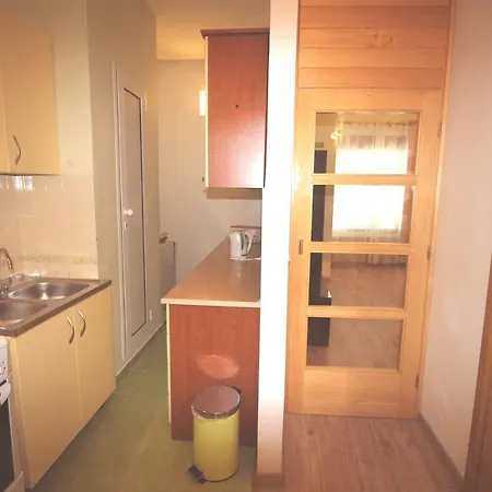 J&i Apartman